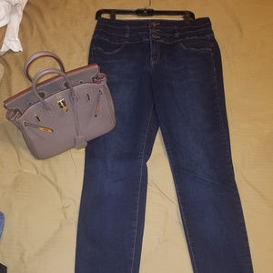 High waisted blue skinny jeans